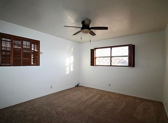 4th image of 8201 Catalpa Ln