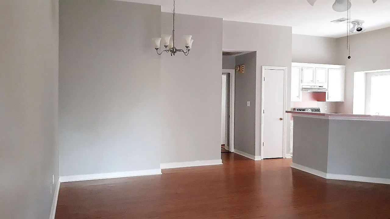 2 bed, 1100 sqft, $1,540 — Photo 1