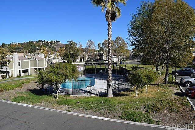 1st image of 27069 Crossglade Ave Unit 6