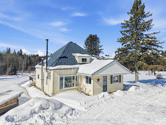 5th image of 1367 Detlor Rd