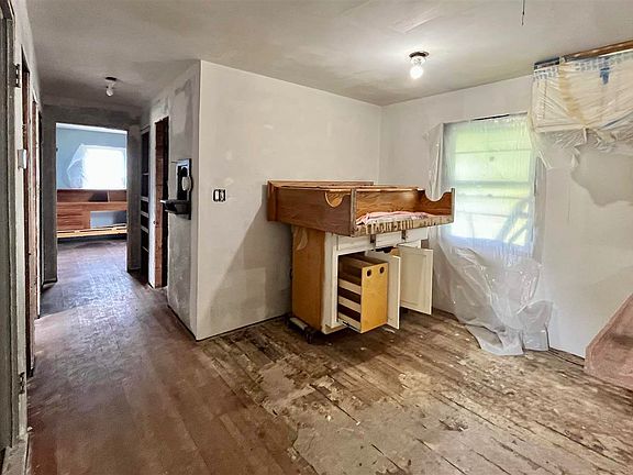 3rd image of 2316 NW 46th St