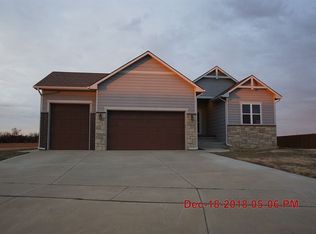 302 W Lavern Ln, Garden Plain, KS 67050