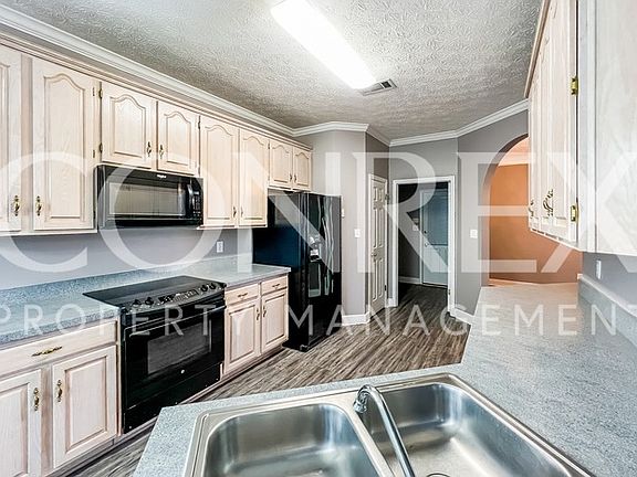 5th image of 6428 Applewood Ct