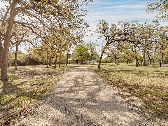 3rd image of 209 Ranchette (pvt) Ct