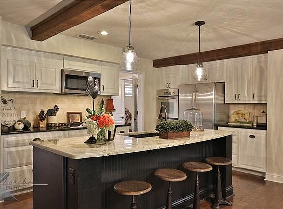 3rd image of 22 Saint Andrews St
