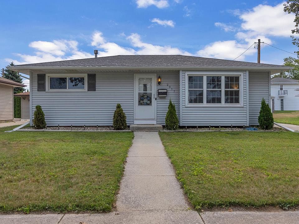 1st image of 2917 S 15th STREET