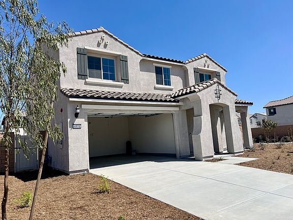 3rd image of 4571 Trevino Ave