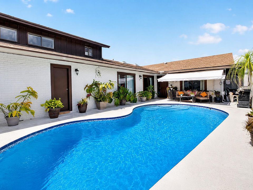 1st image of 9622 Boca Gardens Parkway #B