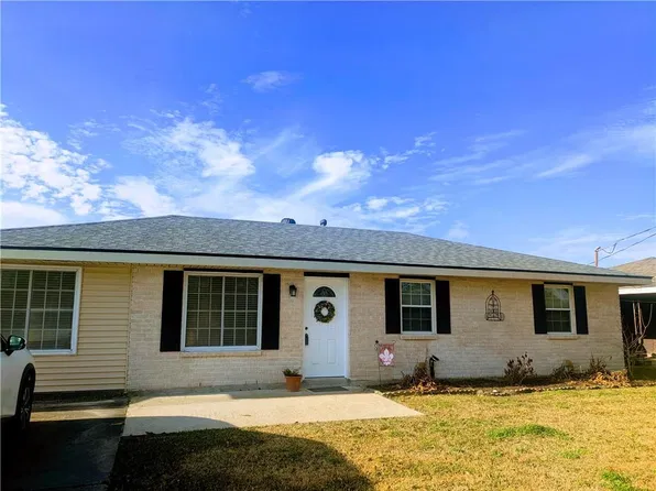 330 Courville Dr, Luling, LA 70070