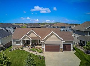 813 Richard Way, Waunakee, WI 53597