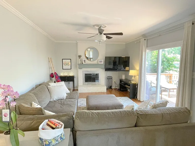 502 Clagett St SW — Photo 14