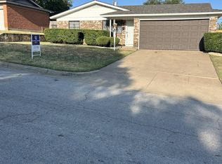 4204 Burke Rd, Fort Worth, TX 76119