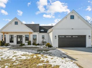 500 Copper Stone Dr, Wentzville, MO 63385