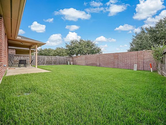 5th image of 6835 Blue Glade Dr