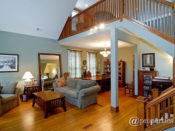 Living Room/Dining Room