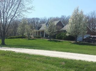 4272 Old Springfield Rd, Cuba, MO 65453