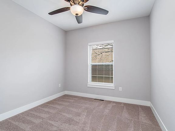 3rd image of 463 Columbus Ave Unit 26