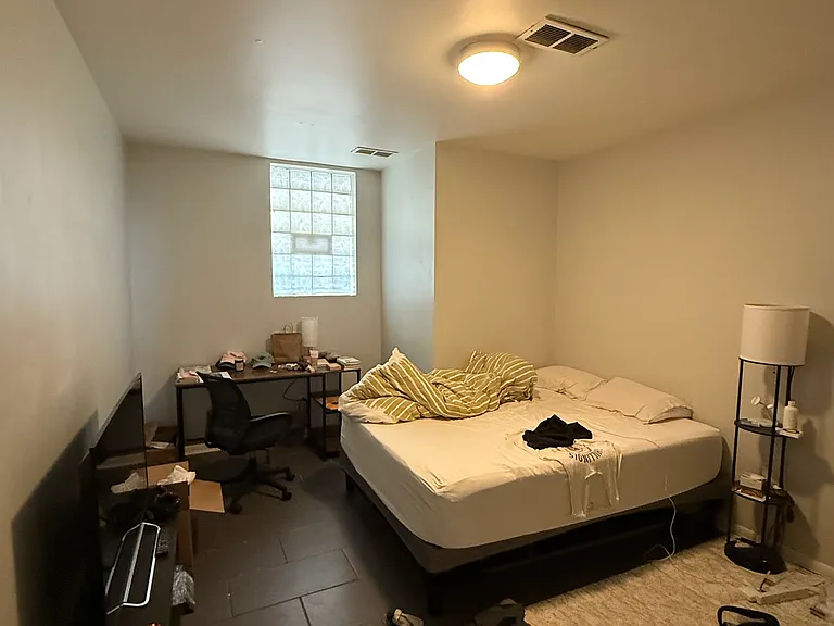 452 N Western Ave #1 — Photo 5