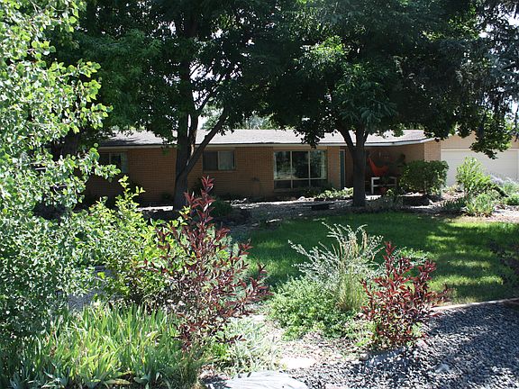 Front landscaping