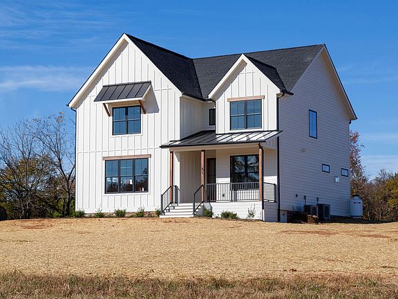4th image of 51 Willow Creek Dr