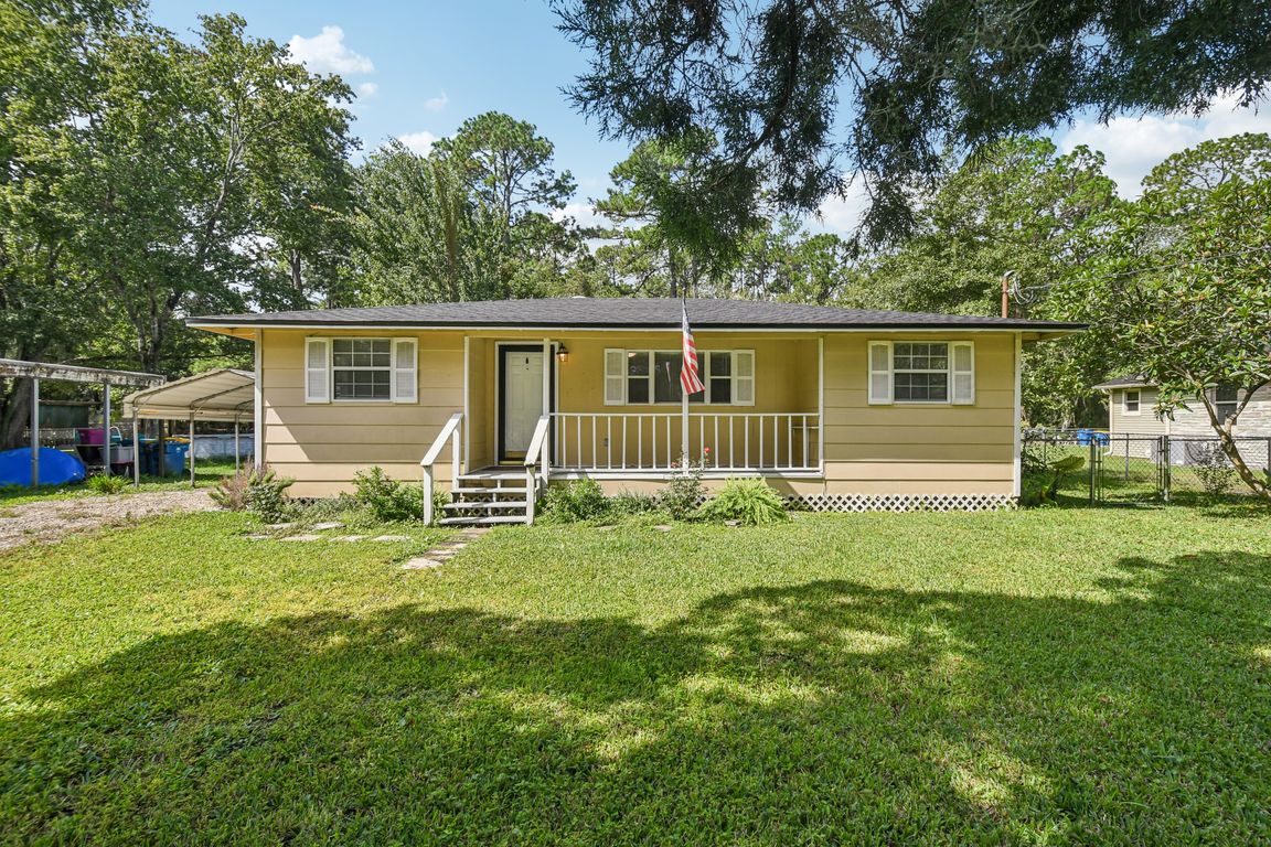 Aaron Rd-S0410-001.jpg