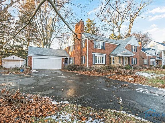 3rd image of 1660 N Cove Blvd