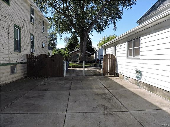 3rd image of 356 N Ogden St