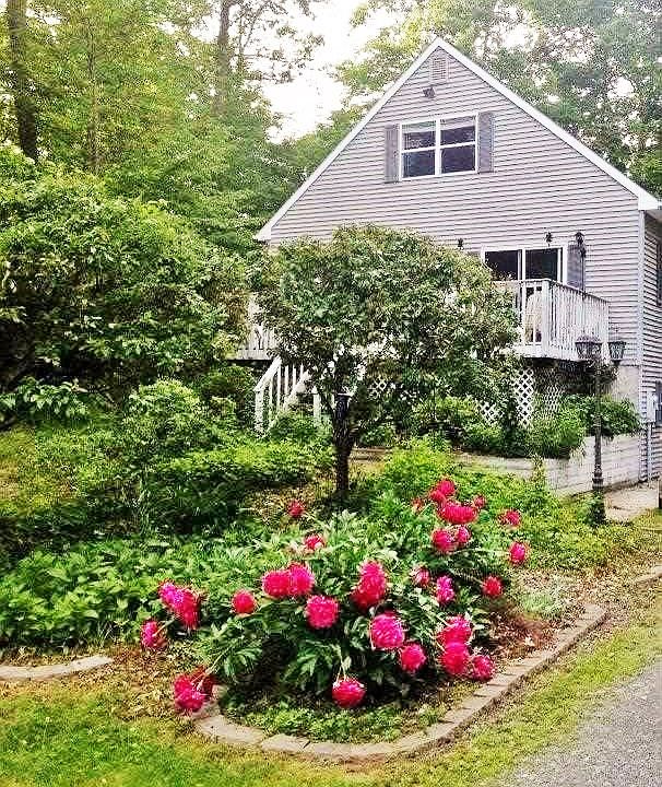 1st image of 5 Woodland Dr
