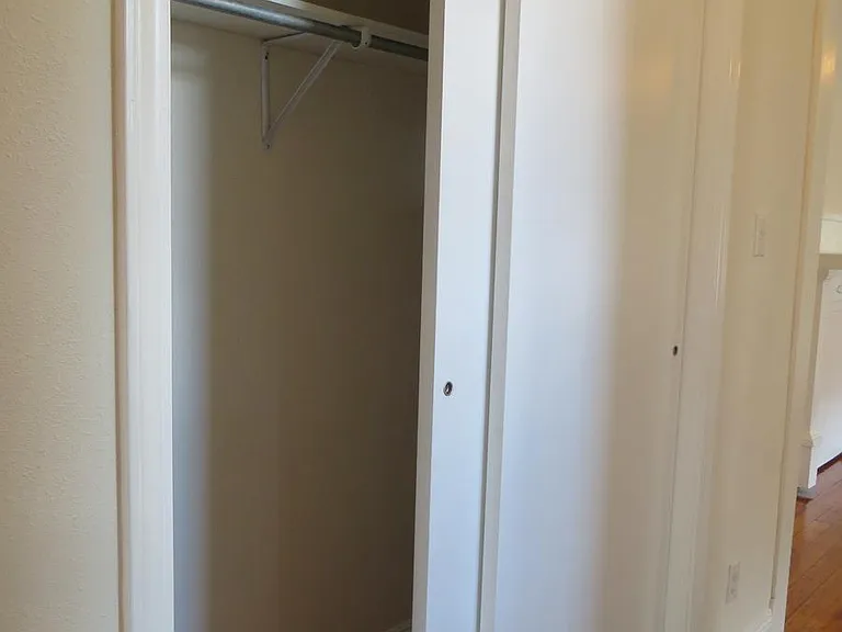 A Closet!!