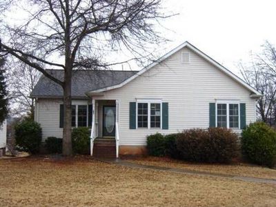 10 River Run Ct, Greenville, SC, 29605