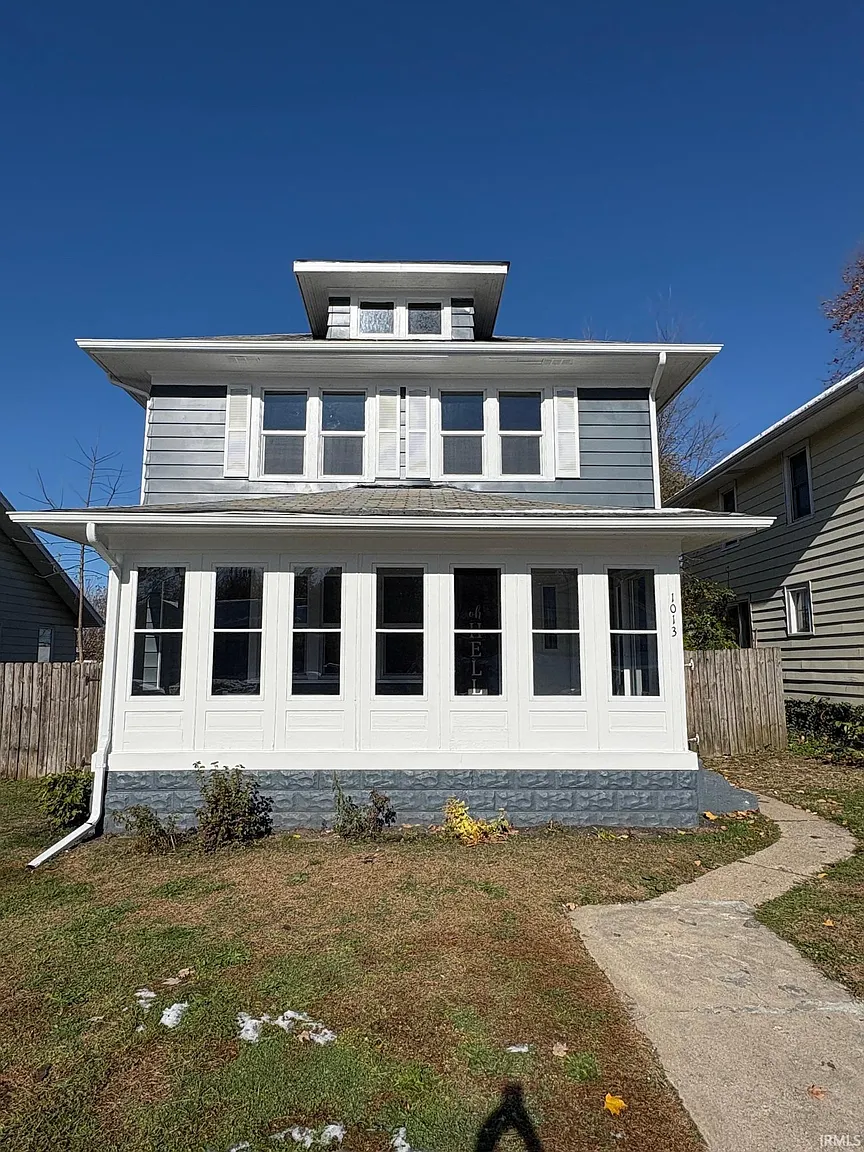 1013 E Fairview Ave photo 1