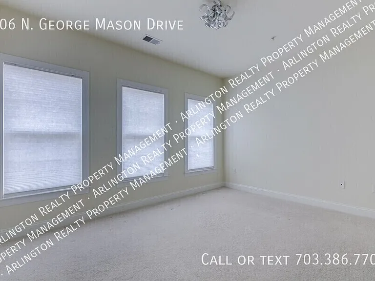 306 N George Mason Dr — Photo 20