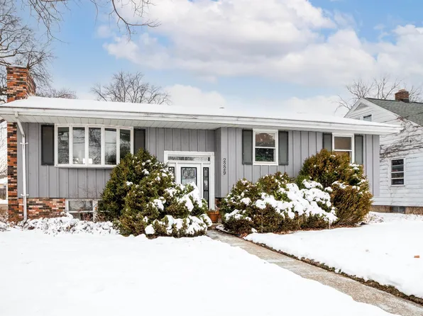 2229 W Callender Ave, West Peoria, IL 61604