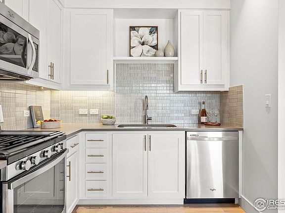 5th image of 3401 Arapahoe Ave #102