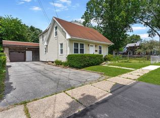 25 Prince Ave, West Springfield, MA 01089