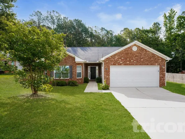 1184 Warm Spring Ct, Hampton, GA 30228