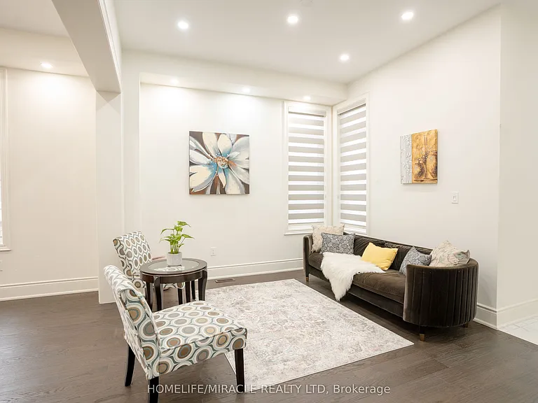 93 Bluebird Blvd — Photo 7