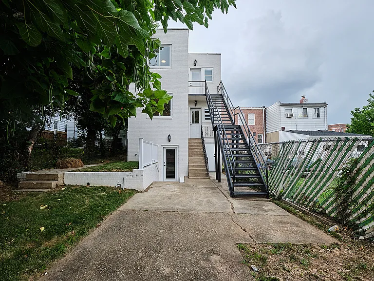 4269 Brooks St NE #1 — Photo 22