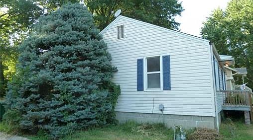 2nd image of 4754 Reinhardt Dr