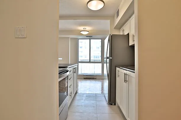 25 Wellesley St W — Photo 34