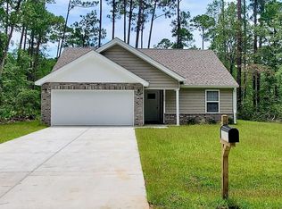 629 Oak St, Ocean Springs, MS 39564
