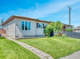 23 Abbercove Rd SE, Calgary, AB T2A6Y9