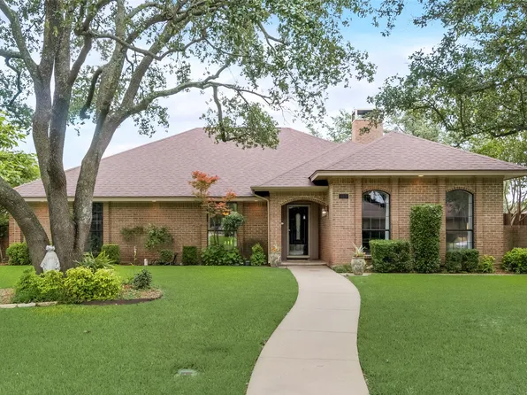 727 Villa Creek Dr, Duncanville, TX 75137