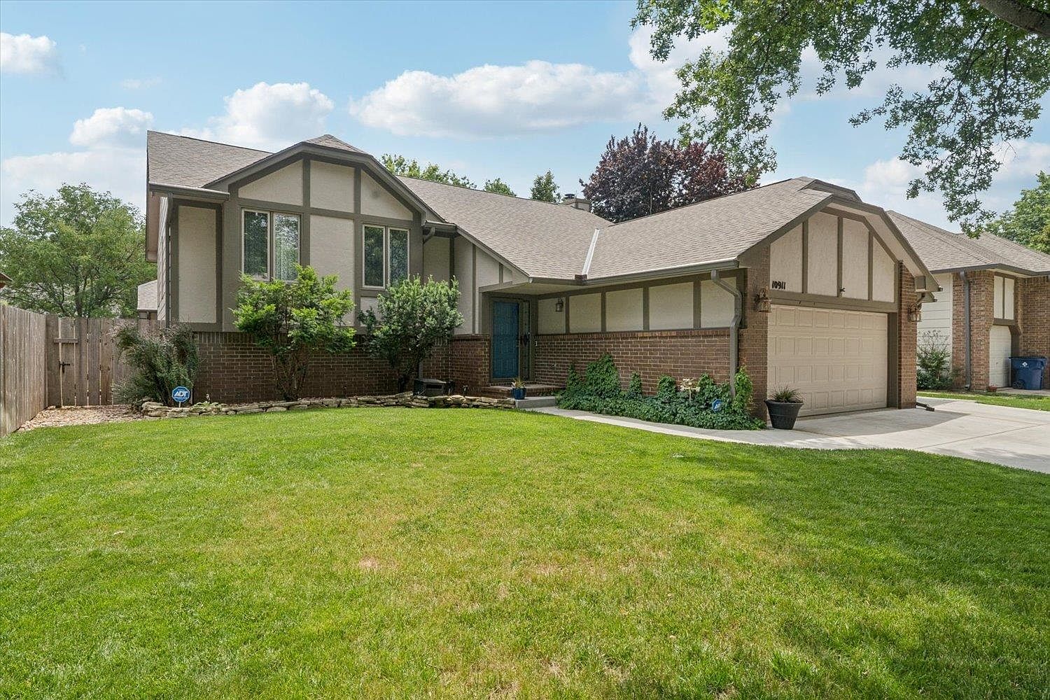 しゃと 10911 W 11th St N, Wichita, KS 67212 | Zillow