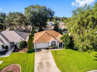 912 Cecilia Ct, Lady Lake, FL 32159