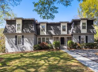 6116 Old Providence Rd, Charlotte, NC 28226