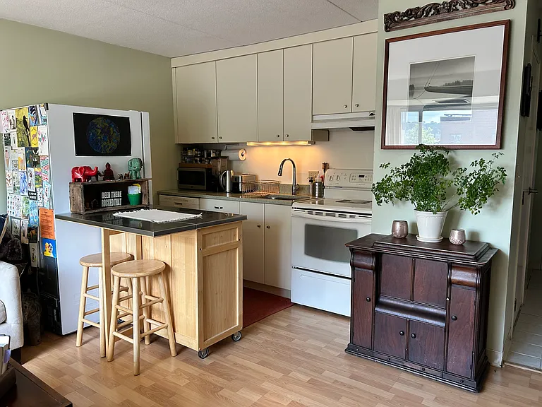 1243 Beacon St #6E — Photo 5