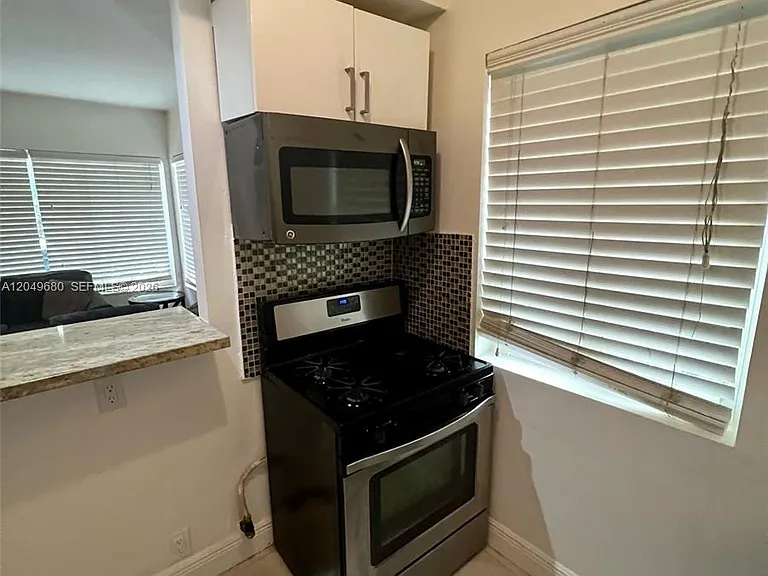 818 Pennsylvania Ave #1 — Photo 8