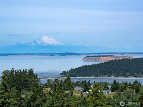 327 Clearview Lane, Sequim, WA 98382