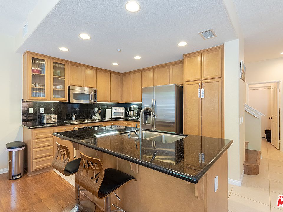1st image of 27015 Pebble Beach Dr